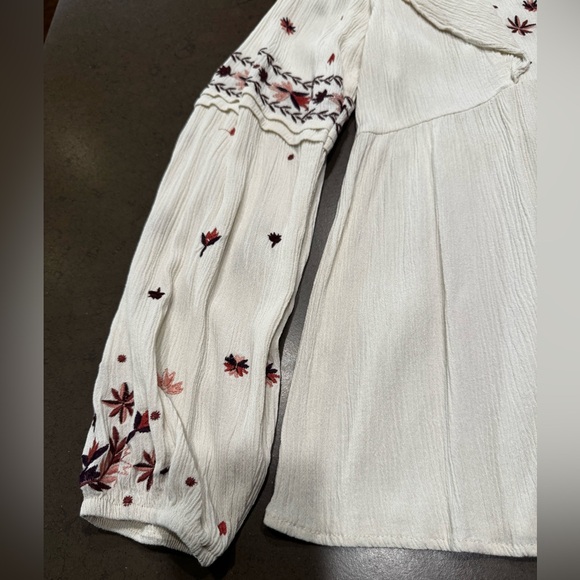 Knox Rose Embroidered Peasant Boho Top Sz: L - Picture 6 of 11